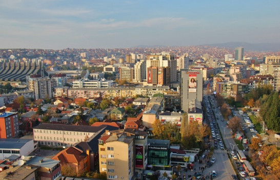 Moti sot i ngrohtë dhe me diell vazhdon edhe përgjatë fundjavës në Kosovë