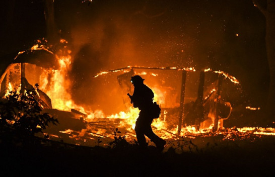 Pamje apokalipsi nga zjarret në Kaliforni
