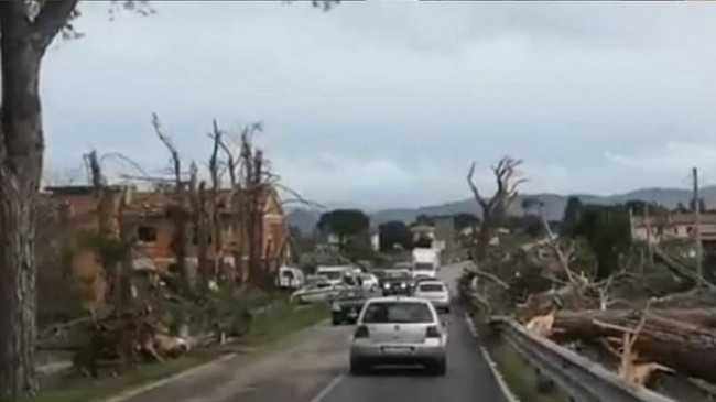 Një tornado e fuqishme godet qytetin Grosseto të Italisë