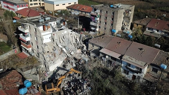 Shkon në 31 numri i viktimave të tërmetit, emrat e pjesës më të madhe