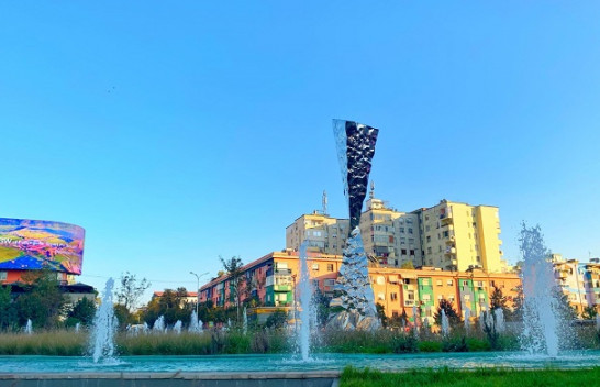 Pranverë në mes të dimrit, temperatura deri në 18 ºC në Shqipëri
