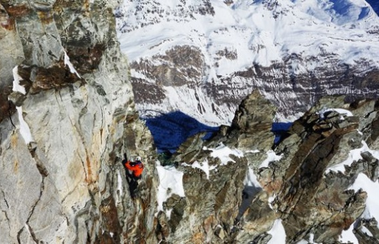 Ndryshimet klimatike po e bëjnë gjithnjë e më të rrezikshëm alpinizmin