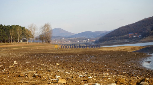 Ujësjellësi i Prishtinës: Koha e bukur me diell e pa shi po shter liqenet akumuluese