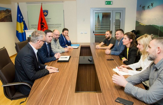 Abdixhiku takoi grupin e qytetarëve për mbrojtjen e Liqenit të Badovcit