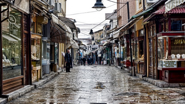 Moti për këtë fundjavë në Maqedoni me vranësira dhe reshje shiu