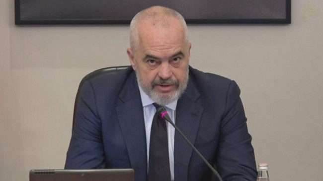 Koronavirusi, Rama: Mbyllen institucionet arsimore për dy javë, pezullohen fluturimet dhe udhëtimet detare me Italinë e Veriut