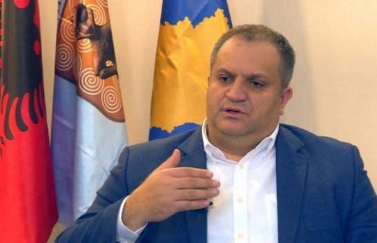 Ahmeti kërkon të mbyllen shkollat dhe të ndalohen tubimet publike për parandalimin e koronavirusit
