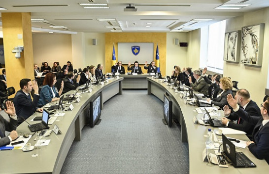 Qeveria e Kosovës miraton planin për masat mbrojtëse ndaj koronavirusit