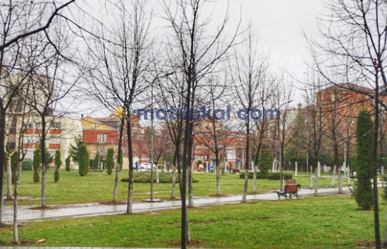 Moti sot dhe nesër i vranët me reshje shiu, nga dita e diel rritje të temperaturave të ditës