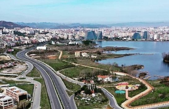 Java nis me mot të ndryshueshëm, nga e mërkura reshje shiu e bore në Shqipëri