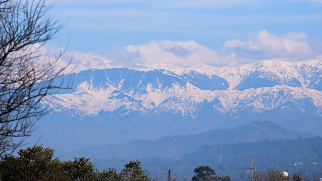 Himalaja shihet nga India pas 30 vjetësh