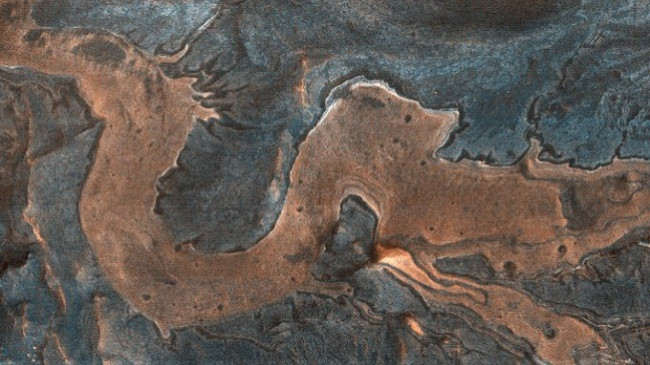 Foto mahnitëse e 'DRAGOIT MASIV’ në Mars, e shkrepur nga sonda e NASA-s
