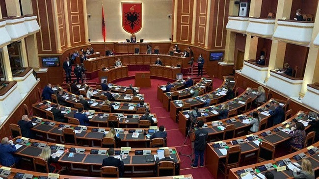 Kuvendi Shqipërisë miraton zgjatjen e gjendjes së fatkeqësisë natyrore deri me 23 qershor