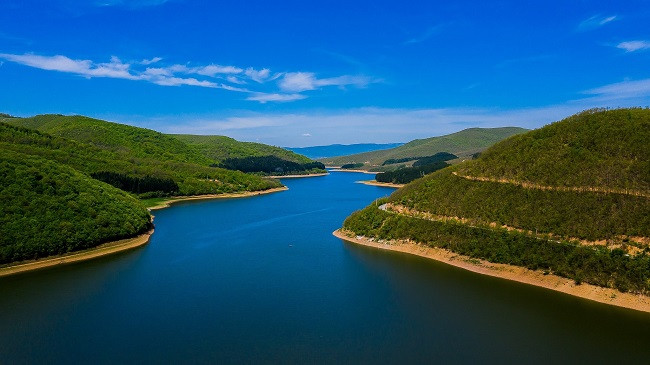 Moti sot me diell dhe i ngrohtë, nesër temperatura deri në 30 °C në Kosovë