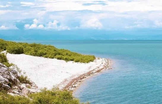 Vranësira dhe reshje, njihuni me parashikimin e motit për sot dhe fundjavë