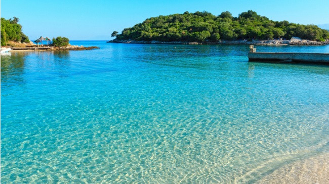 Agjencia Evropiane e Mjedisit: Shqipëria përmirëson cilësinë e ujërave të plazheve