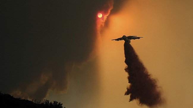 Kalifornia në zjarr, qindra të evakuuar