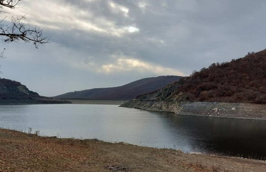 Ujësjellësi ‘Prishtina’ njofton për gjendjen e ujit në liqenin e Batllavës dhe Badovcit