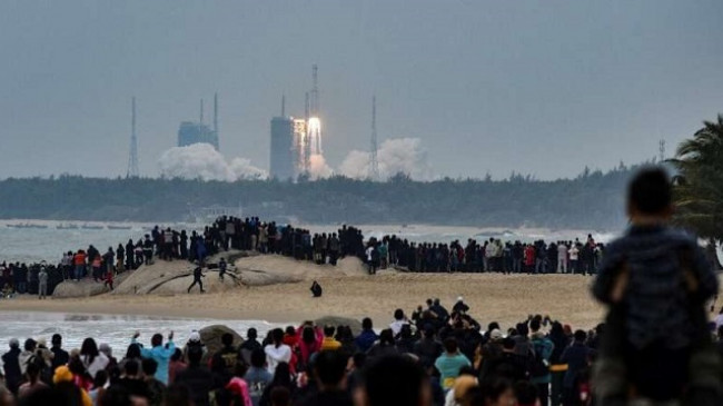 Kina lëshon me sukses raketën transportuese ‘Long March-8’