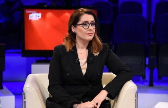 Pasaportë vaksinimi për udhëtime? Manastirliu: Dokumenti do të merret në e-Albania