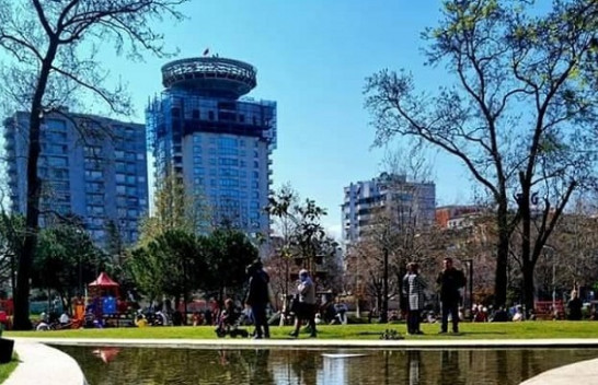 Moti, fillimi i javës me kthjellime e diell, të mërkurën reshje shiu e bore në Shqipëri