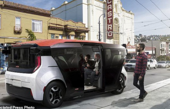 Pa shofer ‘robotaxi’ gati të dalin në rrugët e Dubait