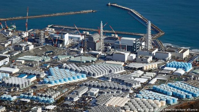 Uji i ndotur nga Fukushima në Japoni do të hidhet në det – bota rrezikon të helmohet