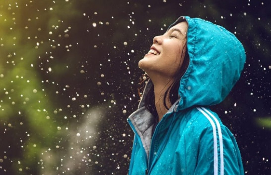 Një arsye më shumë për të dashur shiun: Aroma e tij largon stresin