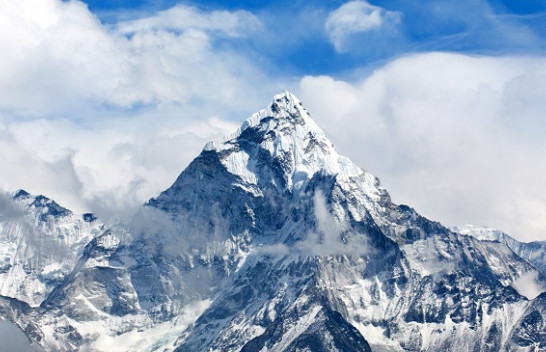 Everest nuk është mali më i lartë në botë?!