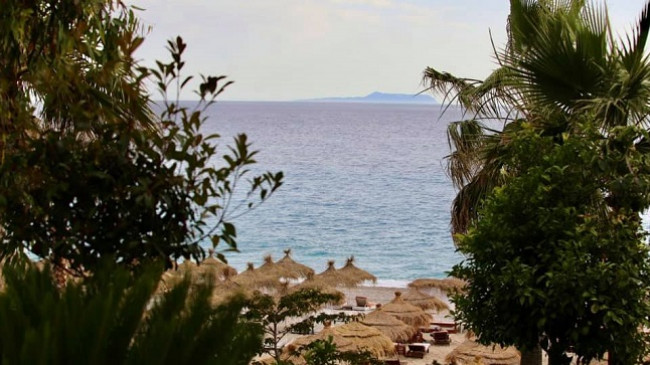 Gjallërohet turizmi/ Mbi 240 mijë shtetas të huaj kanë vizituar Shqipërinë në muajin prill