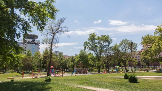 Temperatura deri në 40 gradë Celsius! Shqipëria vijon të pushtohet nga vala e të nxehtit afrikan, kujdes në mesditë