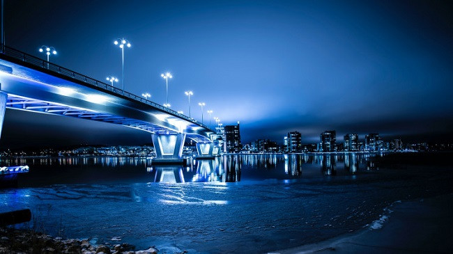 A do të bëhet realitet vizioni i Nikola Teslas për transmetimin e energjisë elektrike pa tel?