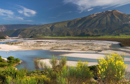 Lumi i Vjosës, i Shalës, Munella dhe Alpet Shqiptare shpallen zona të mbrojtura