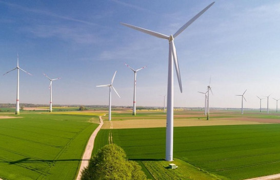 A do të nxisë energjinë e rinovueshme në Evropë bojkotimi i karburanteve fosile ruse?