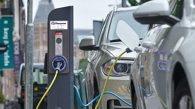 Bullgaria synon 10 mijë pika mbushëse për automjete elektrike deri në vitin 2027