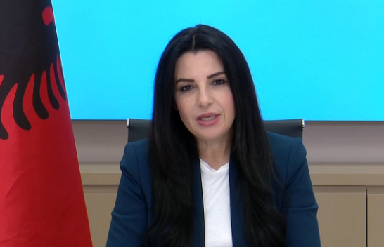 Kriza energjike, Balluku: Do të ndërpritet ndriçimi në akset kombëtare, bashkitë të fikin dritat e panevojshme