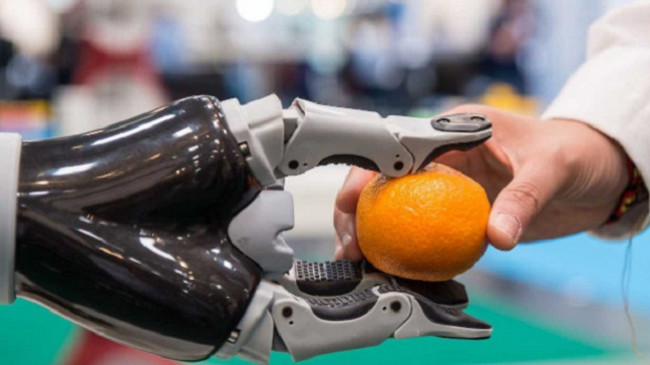 Mungesa e fuqisë punëtore rritë kërkesën për blerjen e robotëve në SHBA