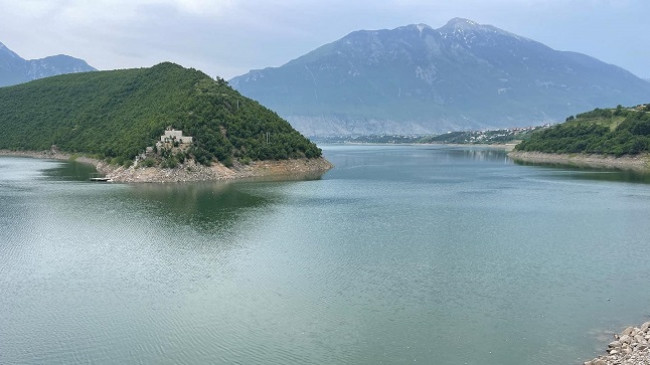 Stuhi shiu dhe breshër, parashikimi i motit në Shqipëri