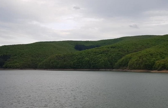 Kjo është gjendja e nivelit të ujit në liqenet Batllava dhe Badovci