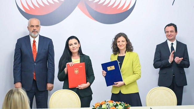 Kosova dhe Shqipëria arrijnë marrëveshje për diversifikimin e burimeve të energjisë