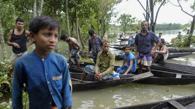 Ndryshimet klimatike një faktor në përmbytjet e 'paprecedentë' në Azinë Jugore