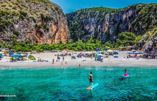 10 këshilla se si të jemi miqësor me natyrën gjatë pushimeve të verës