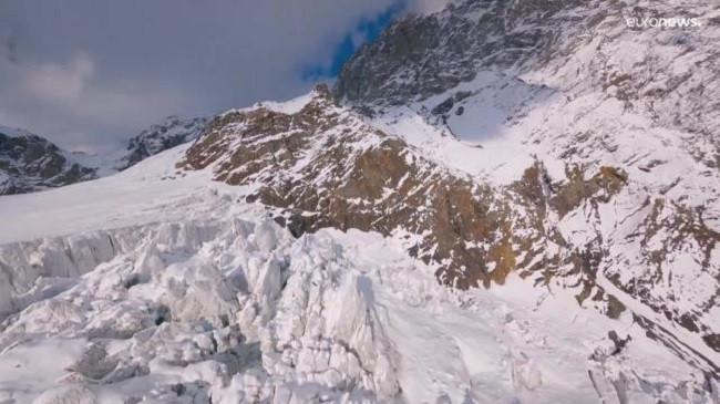 Kaukazi po humb pjesë të mëdha të akullnajave për shkak të ndryshimeve klimatike
