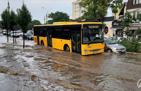 Stuhi shiu dhe breshër, mundësi për vërshime në Kosovë