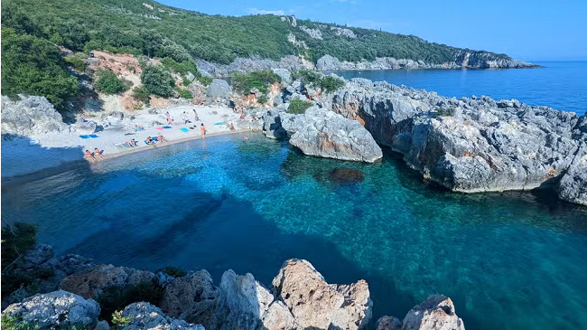 The Independent: Riviera Shqiptare e mbushur me plazhe të bukura e të qeta, ja pse duhet ta zgjidhni në vend të Greqisë