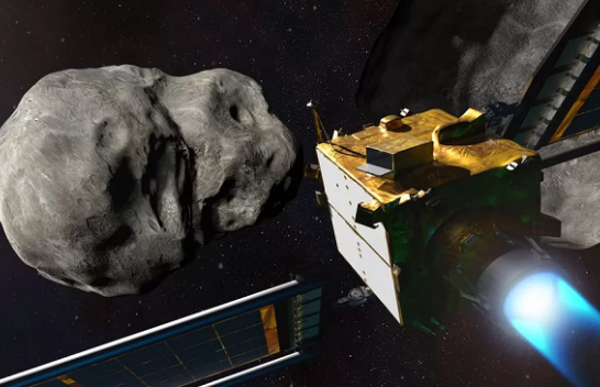 Anija kozmike e NASA-s gati për t’u përplasur me një asteroid