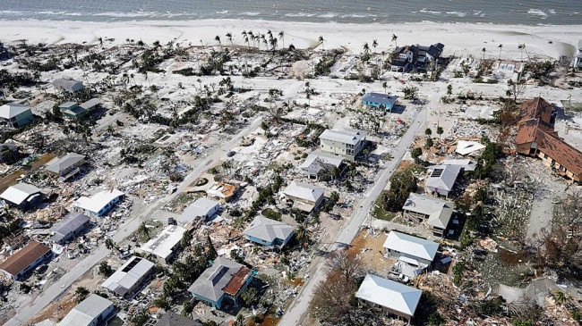 Të paktën shtatë të vdekur nga uragani shkatërrues në Florida
