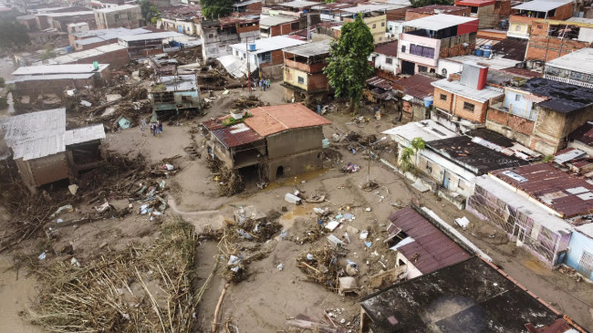 Të paktën 36 të vdekur nga rrëshqitjet e dheut në Venezuelë