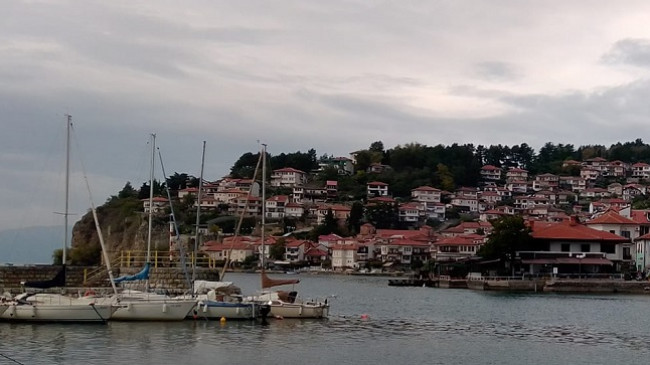 Vranët e me shi sot - mësoni si do të jetë fundjava në Maqedoni
