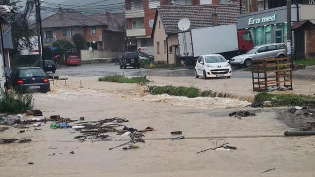 Vërshime në Pejë [Video]